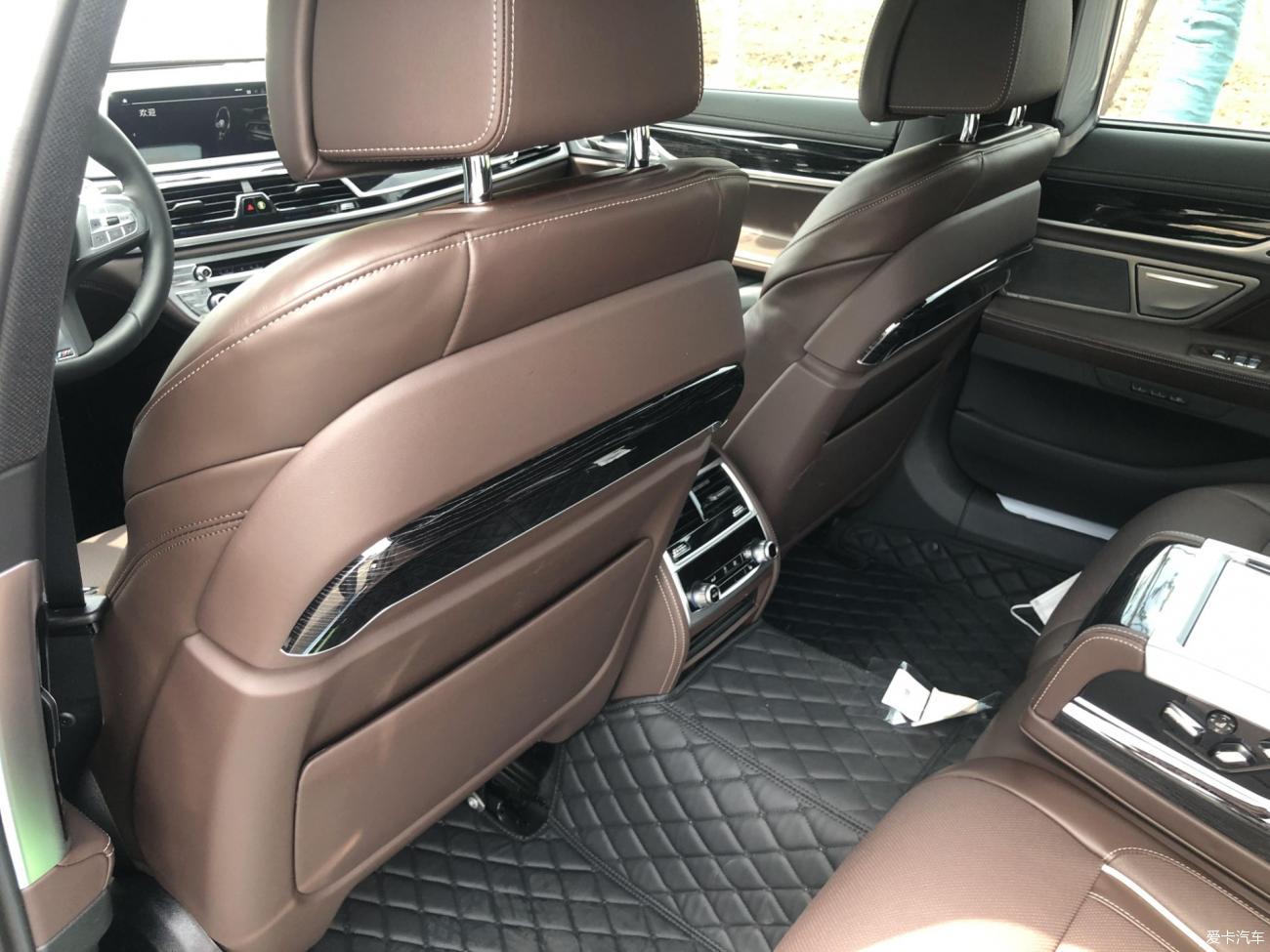 写在新7系上市-一年购买三台BMW之宝马740LI（G12）