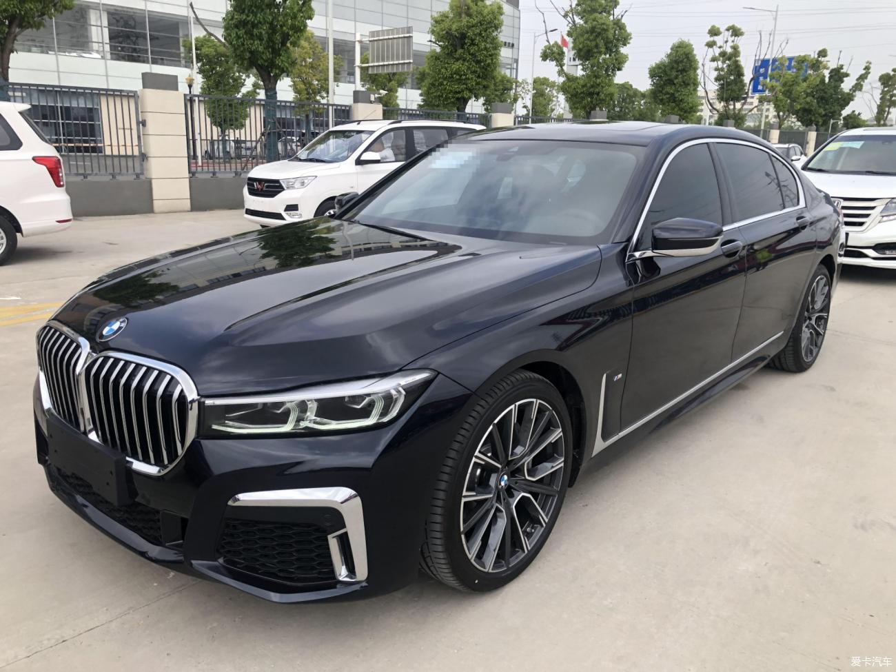 写在新7系上市-一年购买三台BMW之宝马740LI（G12）