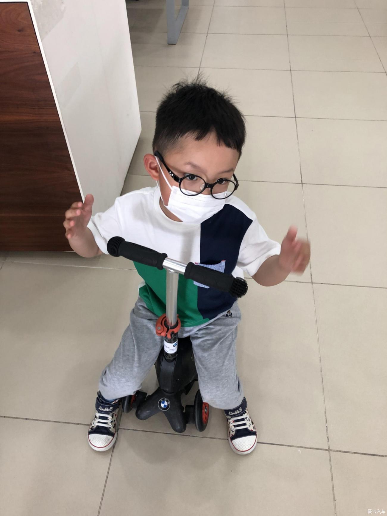 一年购买三台宝马是怎样体验-宝马铁粉入手740LI-西瓜宝马