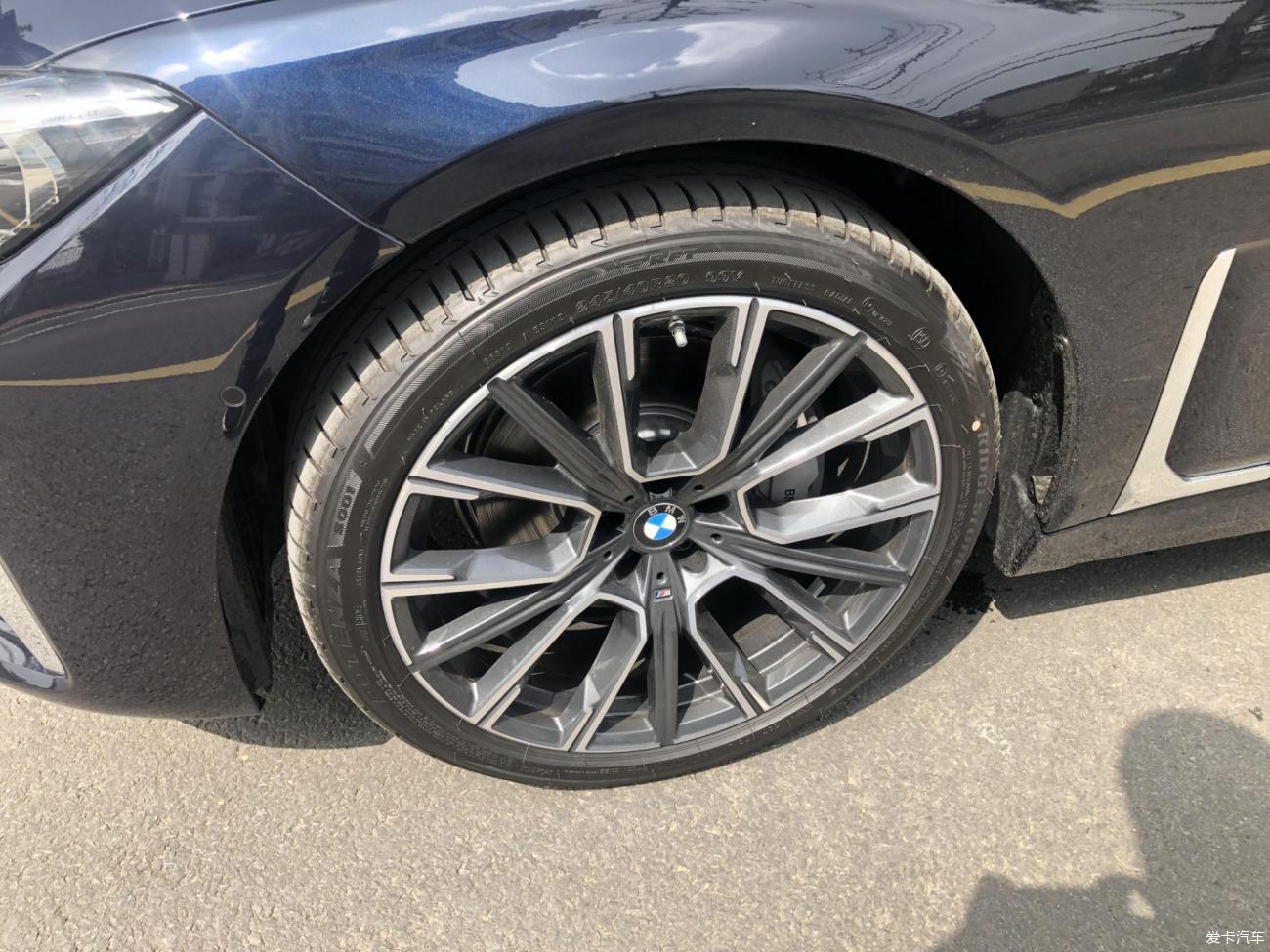 写在新7系上市-一年购买三台BMW之宝马740LI（G12）